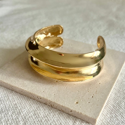 Hera Gold Cuff